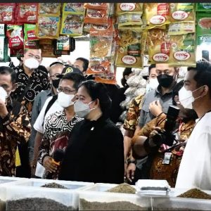 Pedagang Pasar Legi Solo Minta disediakan WIFI