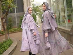 Rintik Sunda Karya Lidia Hadiwinoto Dipamerkan Pada Ajang Fashion Show Dunia di Kota Paris