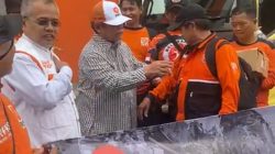 H. Wasto Lepas Keberangkatan Relawan PKS Kabupaten Bogor Kirim Bantuan untuk Sumatera