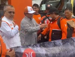 H. Wasto Lepas Keberangkatan Relawan PKS Kabupaten Bogor Kirim Bantuan untuk Sumatera