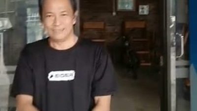 Kades Banyuanyar Komarrudin, S.T