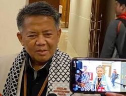 Pejabat Publik PKS Diajar Bahagia karena Menolong, Bukan karena Fasilitas dan Kekayaan