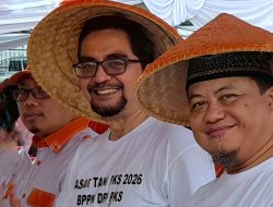 Sambut Ramadhan, Dewan PKS Jawa Barat Bagikan Uang Belanja di Acara Launching Pasar Tani DPP PKS di Kabupaten Bogor